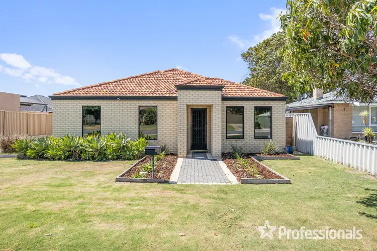 Second view of Homely semi-detached listing, 18 Napier Road, Morley WA 6062