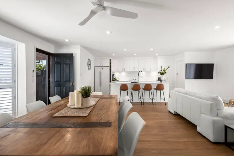 21 Coogeen Street, Sorrento QLD 4217
