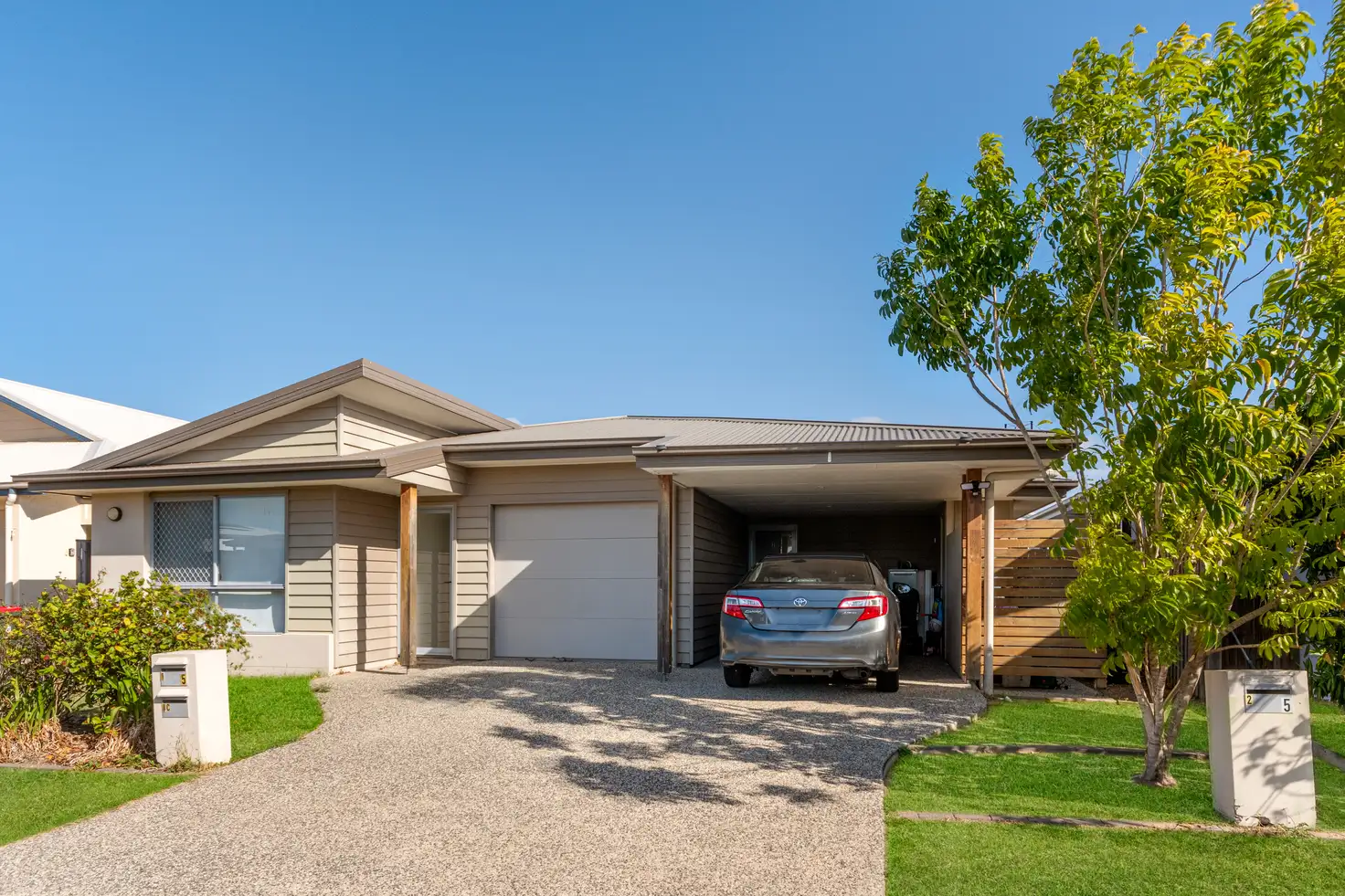 Main view of Homely semi-detached listing, 1 & 2/5 Intelligence Street, Oonoonba QLD 4811