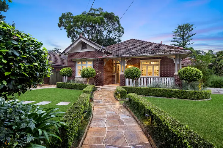 11 Duntroon Avenue, Roseville NSW 2069