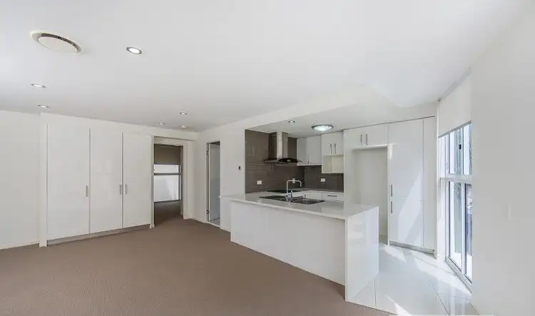 Fourth view of Homely unit listing, 303/87 Marine Parade, Redcliffe QLD 4020