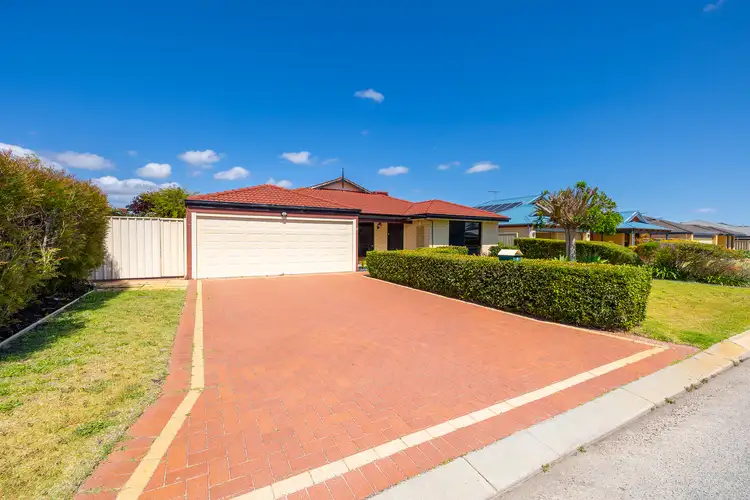 4 Excelsior Drive, Canning Vale WA 6155