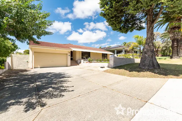 19 Rosebury Avenue, Alexander Heights WA 6064