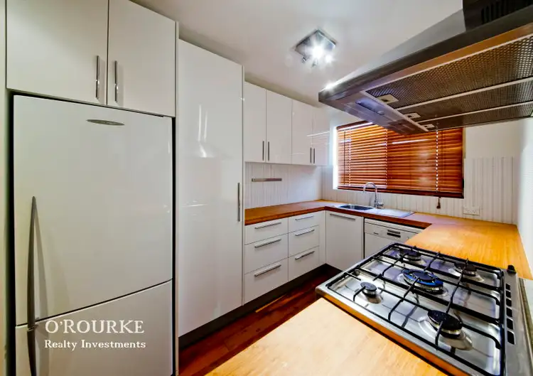 Sixth view of Homely villa listing, 7/34 Edgehill Street, Scarborough WA 6019