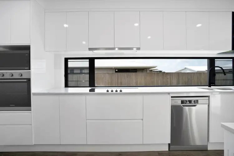 Fourth view of Homely house listing, 18 Eleanor Drive, Beaconsfield QLD 4740
