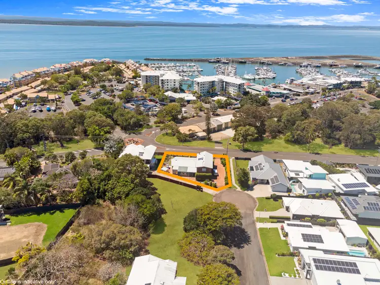 618 Esplanade, Urangan QLD 4655