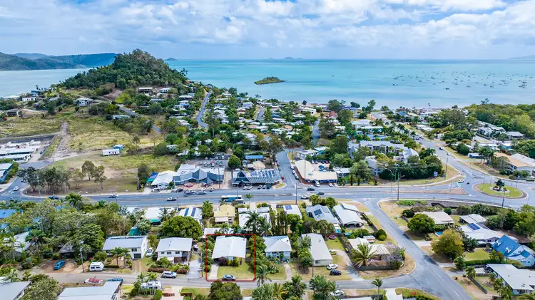 13 Balaka Street, Cannonvale QLD 4802