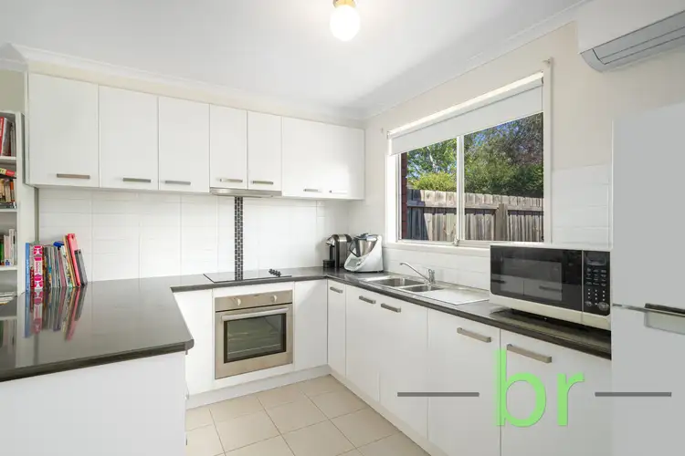 Main view of Homely unit listing, 2/17-19 Lime Crescent, Lara VIC 3212