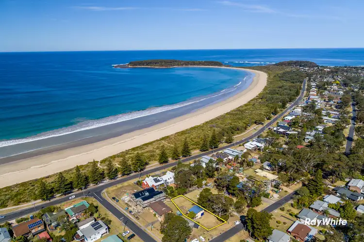 4 Smith Street, Broulee NSW 2537