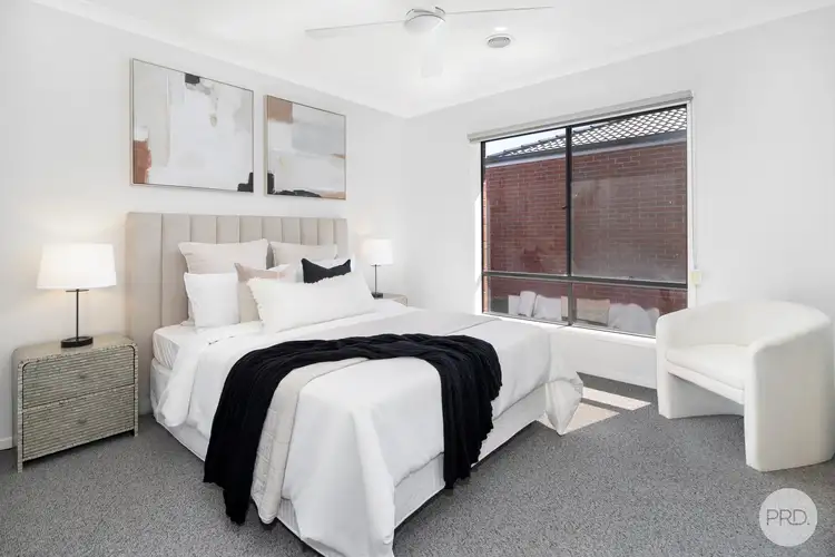 Third view of Homely house listing, 33 Kensington Boulevard, Smythes Creek VIC 3351