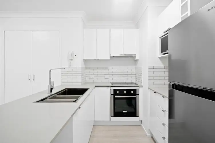 Third view of Homely unit listing, 4/20-26 Anne Avenue, Broadbeach QLD 4218