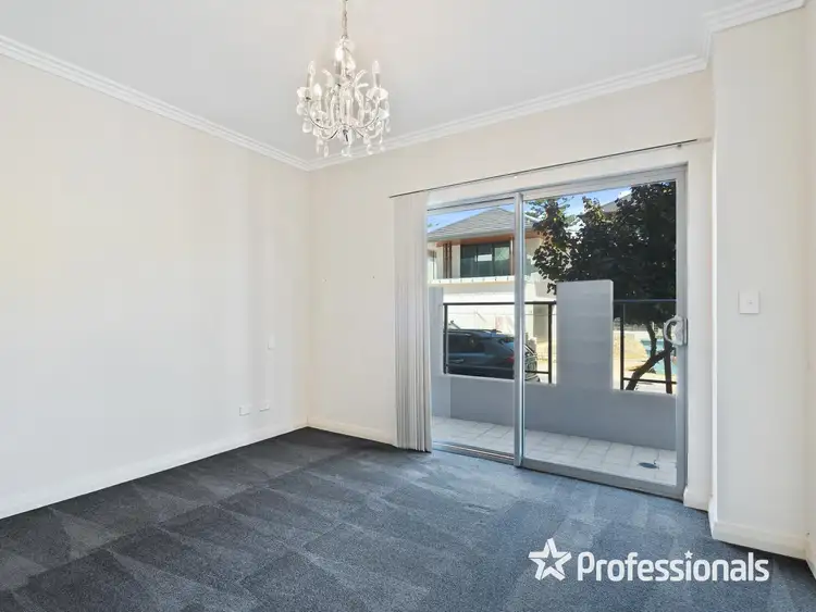 Fifth view of Homely house listing, 1/32 Vivaldi Drive, Mandurah WA 6210