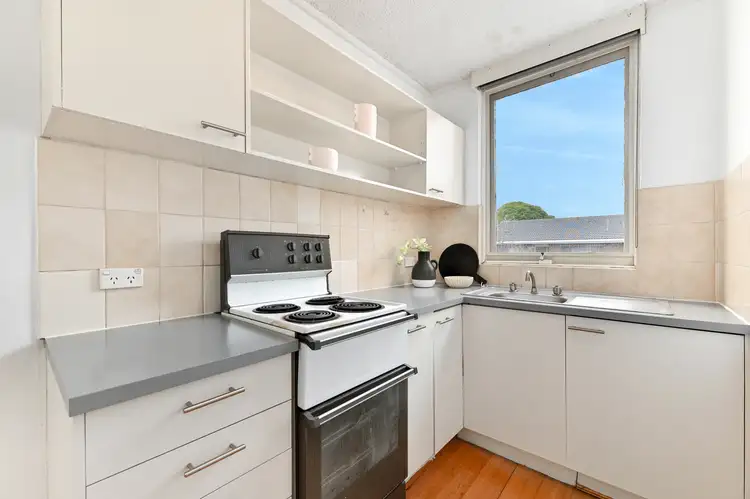 Fourth view of Homely apartment listing, 10/82 Burwood Highway, Burwood East VIC 3151