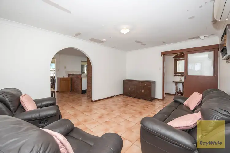 Fifth view of Homely house listing, 3 Yarnall Place, Ferndale WA 6148