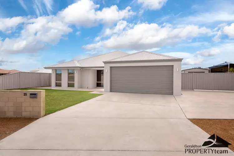 25 Stillwater Avenue, Drummond Cove WA 6532