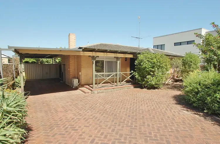 15 Kanimbla Way, Morley WA 6062