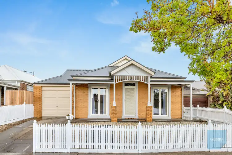 22 Mount Way, Caroline Springs VIC 3023