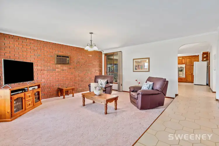 Third view of Homely house listing, 3 Munro Court, Altona Meadows VIC 3028