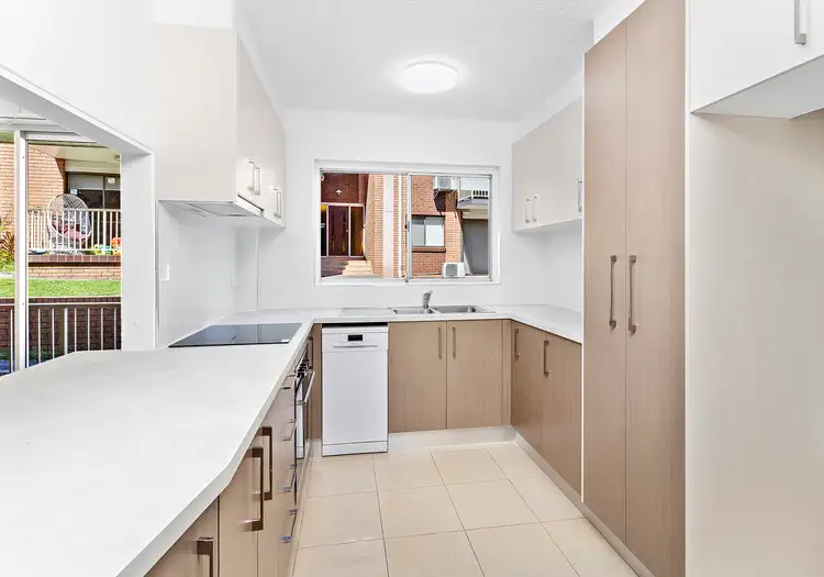 Main view of Homely unit listing, 4/5 Mercury Street, Wollongong NSW 2500