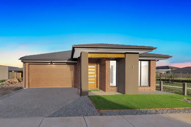 25 Derrimut, Rockbank VIC 3335