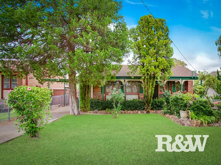 8 Andover Crescent, Hebersham NSW 2770