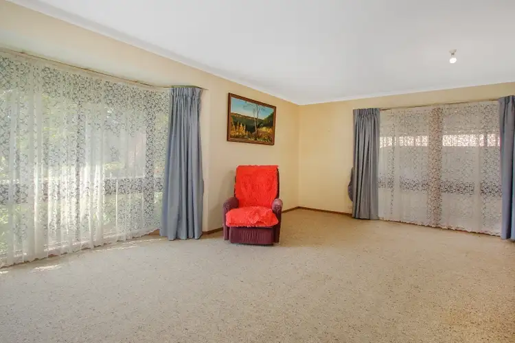 Fifth view of Homely house listing, 2 Cooks Place, West Wodonga VIC 3690