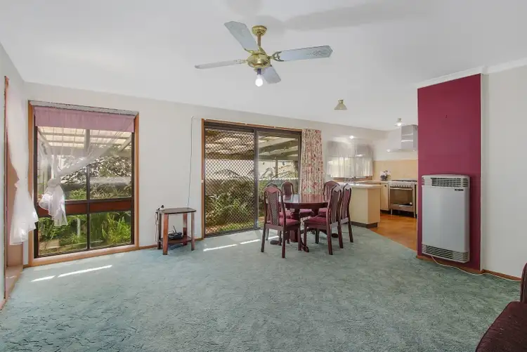 Sixth view of Homely house listing, 2 Cooks Place, West Wodonga VIC 3690