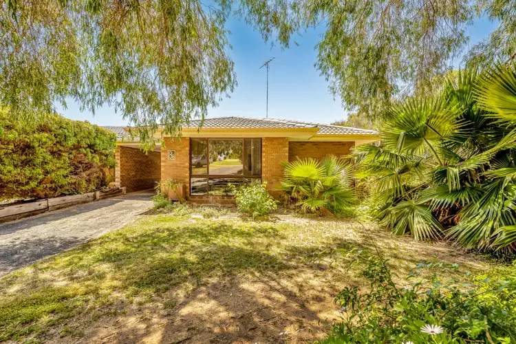 2/8 Rose Street, Halls Head WA 6210