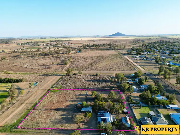 16 Rees Avenue, Boggabri NSW 2382