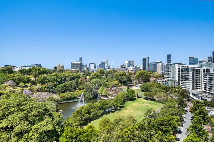 7063/7 Parkland Boulevard, Brisbane City QLD 4000