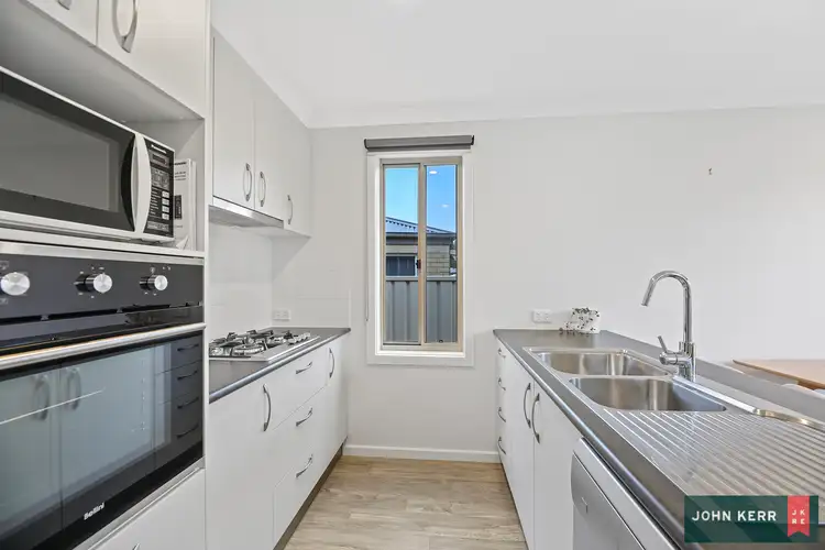 Fifth view of Homely unit listing, 5 St Gwinear Views, Moe VIC 3825