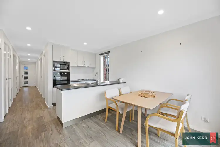 Sixth view of Homely unit listing, 5 St Gwinear Views, Moe VIC 3825