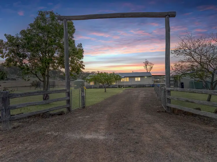 14 Moonlight Parade, Laidley South QLD 4341