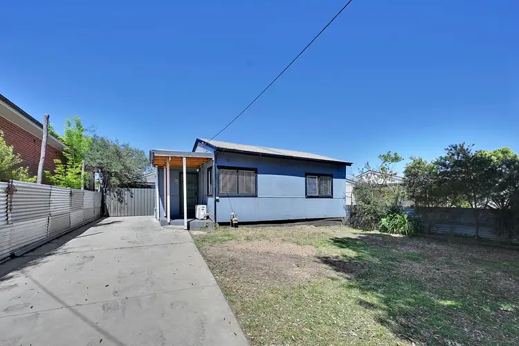64 Churchill Avenue, Orange NSW 2800
