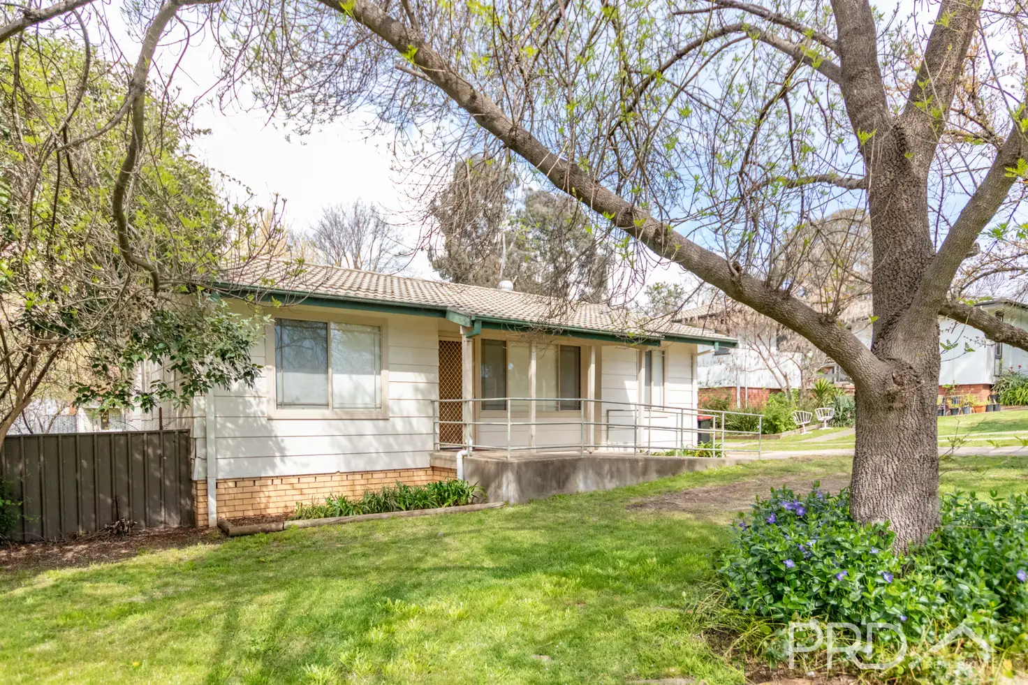 Main view of Homely house listing, 10 Banksia Crescent, Tumut NSW 2720