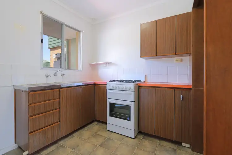 Fifth view of Homely unit listing, 1/2 Uldina Place, Pinjarra WA 6208