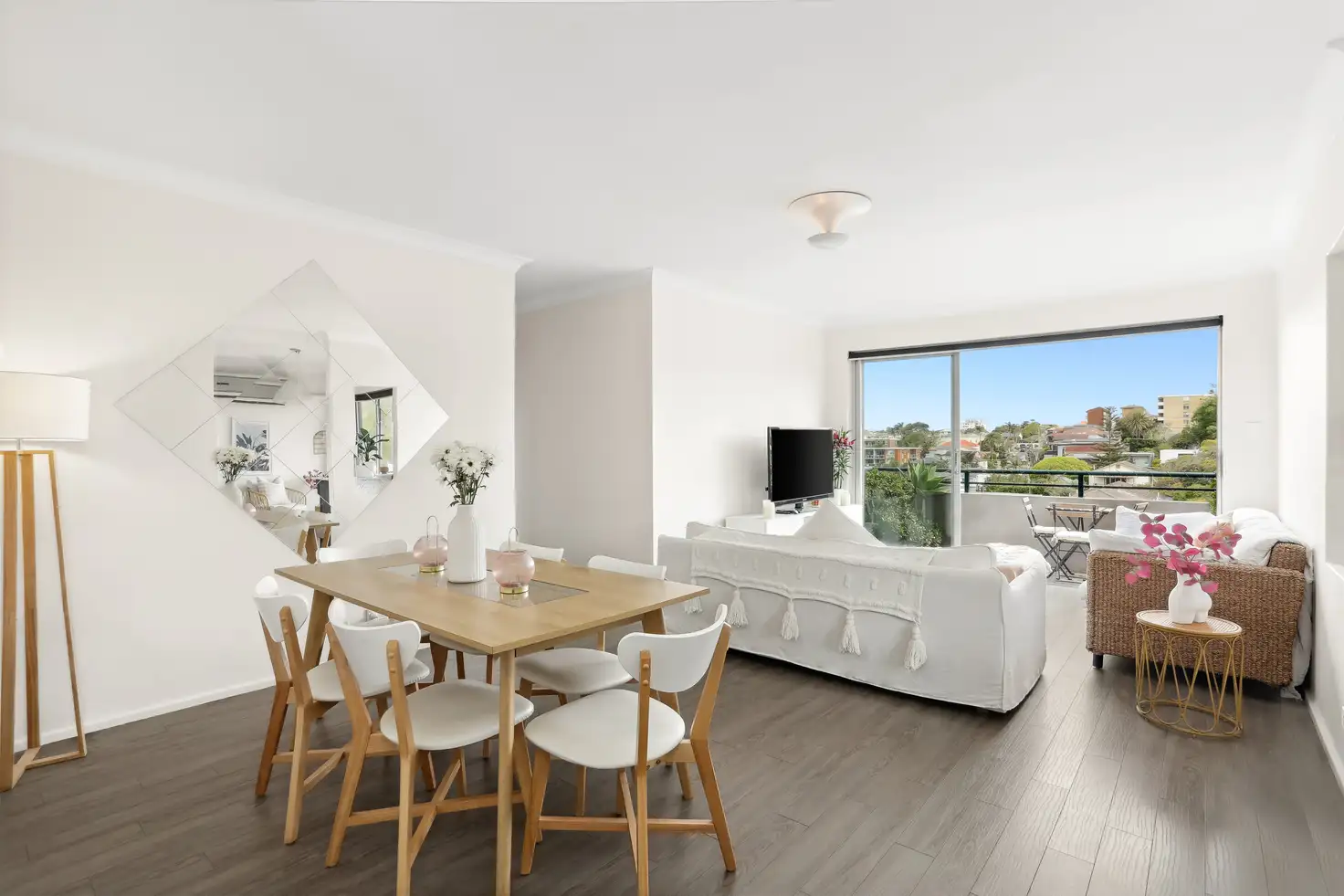Main view of Homely apartment listing, 18/23-27 Diamond Bay Road, Vaucluse NSW 2030