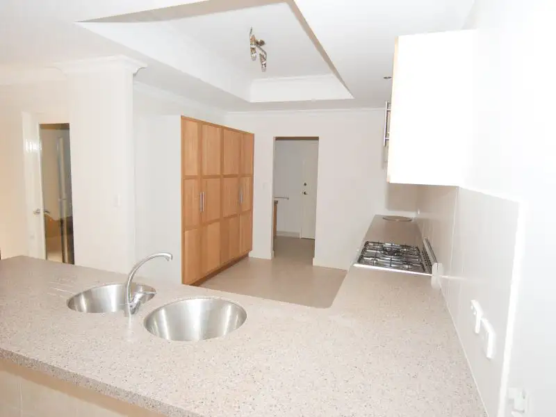 Main view of Homely townhouse listing, 2/5 Elizabeth Street, Maylands WA 6051