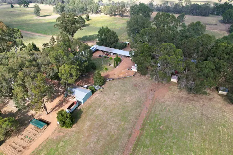 4525 Werribee Road, Wooroloo WA 6558