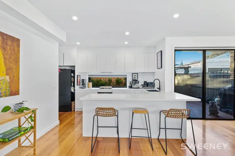 2/23 Jeffrey Avenue, Altona North VIC 3025