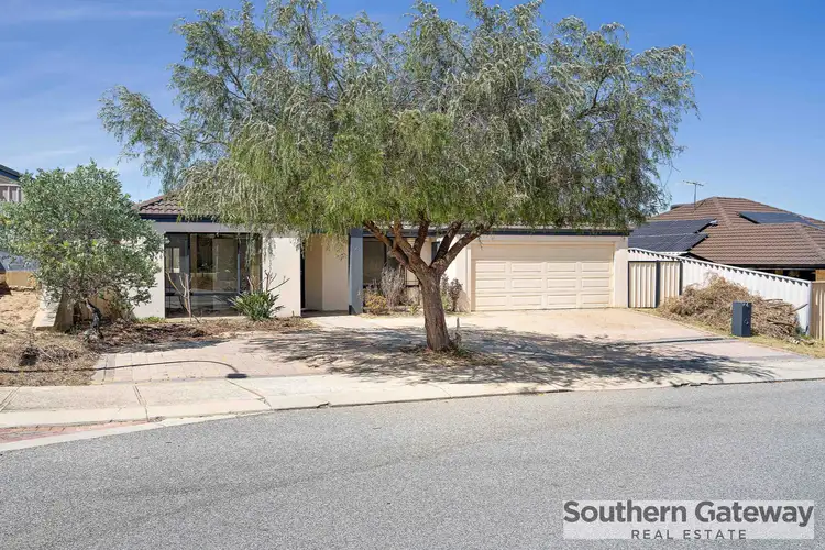 Second view of Homely house listing, 4 Tintagel Loop, Orelia WA 6167