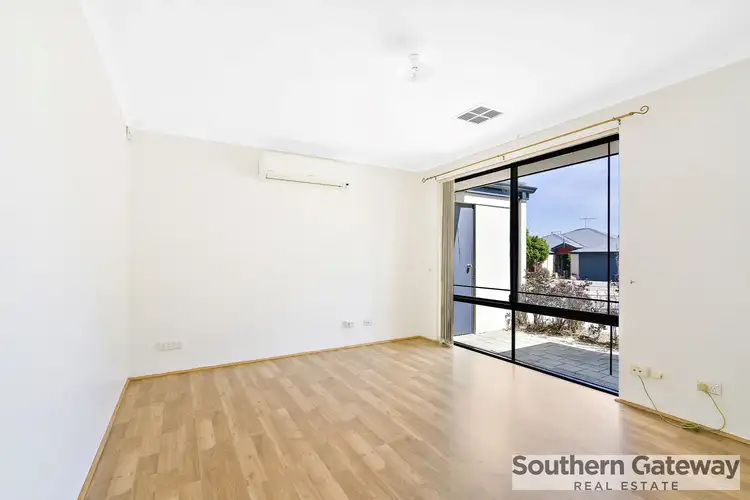 Sixth view of Homely house listing, 4 Tintagel Loop, Orelia WA 6167