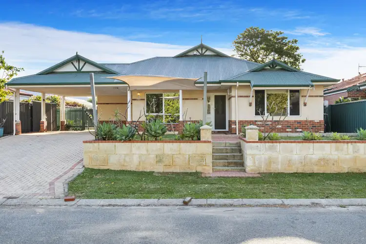 6 Warner Court, Manning WA 6152