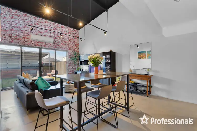 Fifth view of Homely house listing, 40 Donatti Retreat, Caversham WA 6055