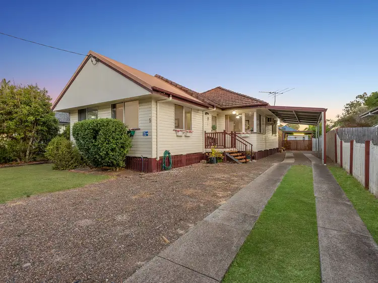 5 Baillieston Street, Leichhardt QLD 4305