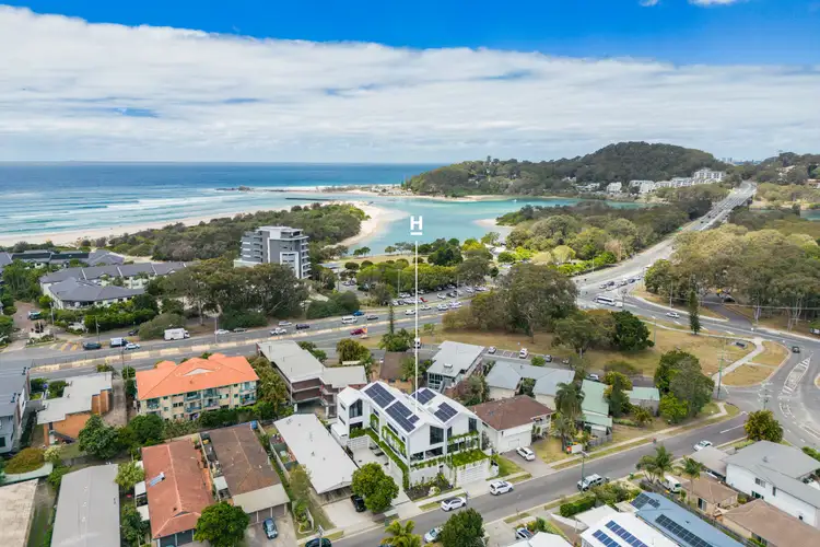 5 Molucca Avenue, Palm Beach QLD 4221