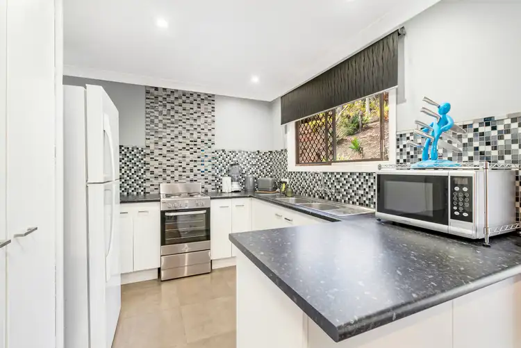 Fourth view of Homely semi-detached listing, 2/102 Panorama Drive, Tweed Heads West NSW 2485