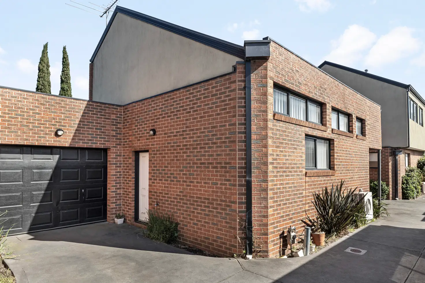 Main view of Homely townhouse listing, 2/103 St Leonards Road, Ascot Vale VIC 3032