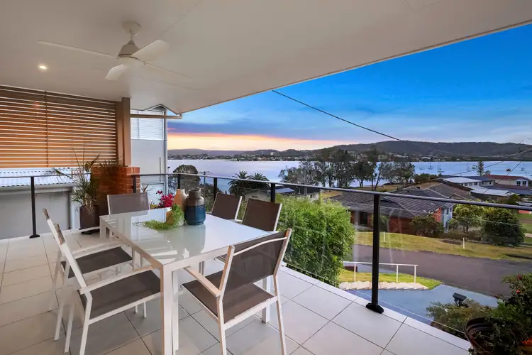 8 Orana Street, Green Point NSW 2251