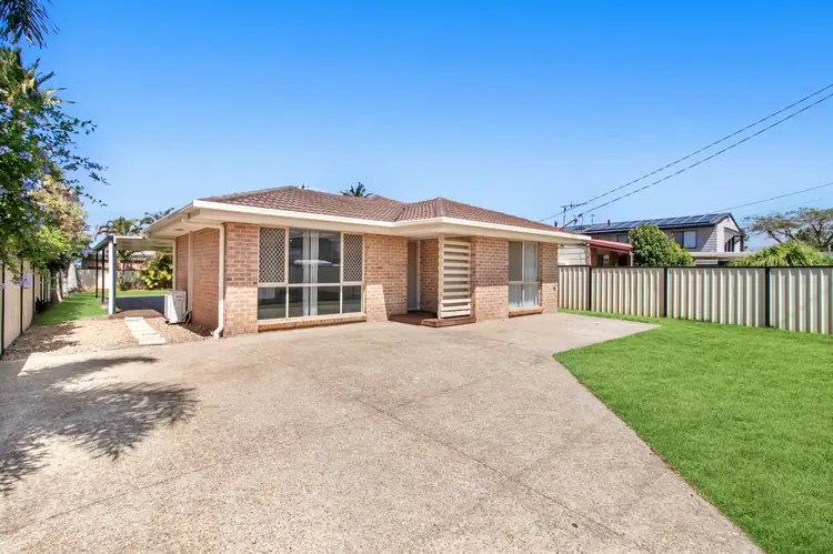 Second view of Homely house listing, 4 Hibiscus Street, Steiglitz QLD 4207